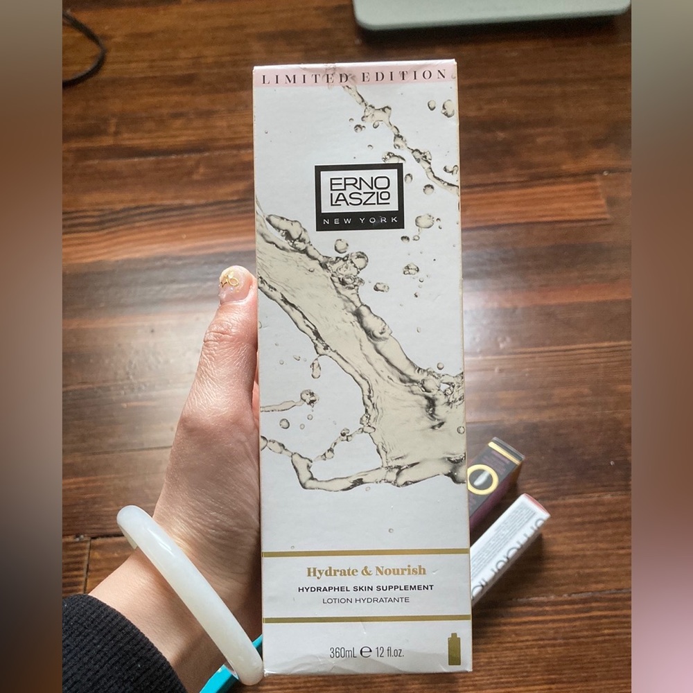 COPY - Erno Laszlo hydrate& nourish hydraphel skin supplement